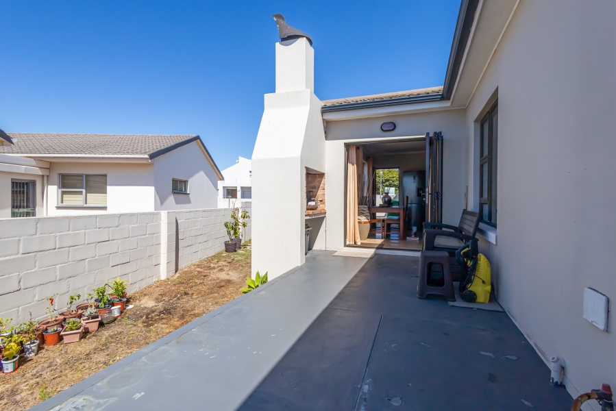 4 Bedroom Property for Sale in Country Club Western Cape